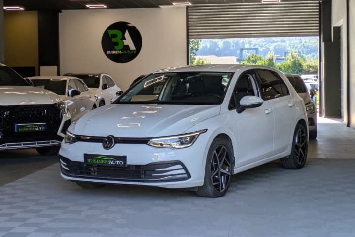 VOLKSWAGEN GOLF 1.0 eTSI OPF 110cv DSG7 Active / GPS / Caméra de recul / CarPlay