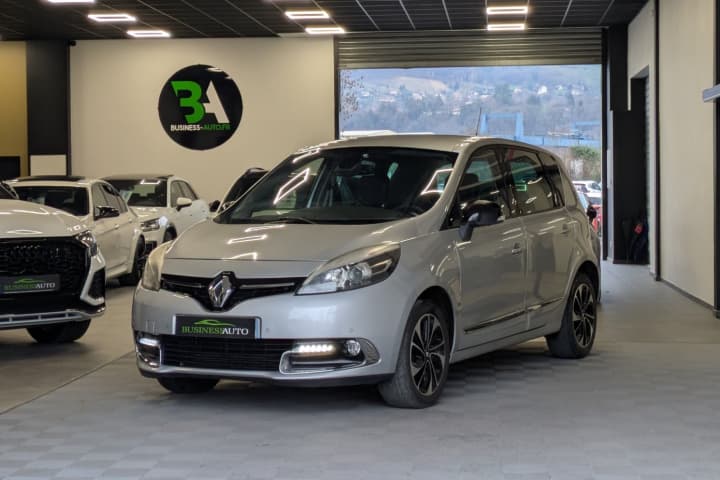 RENAULT SCENIC III TCe 130cv Energy Bose Edition / GPS / Caméra de recul / Bluetooth