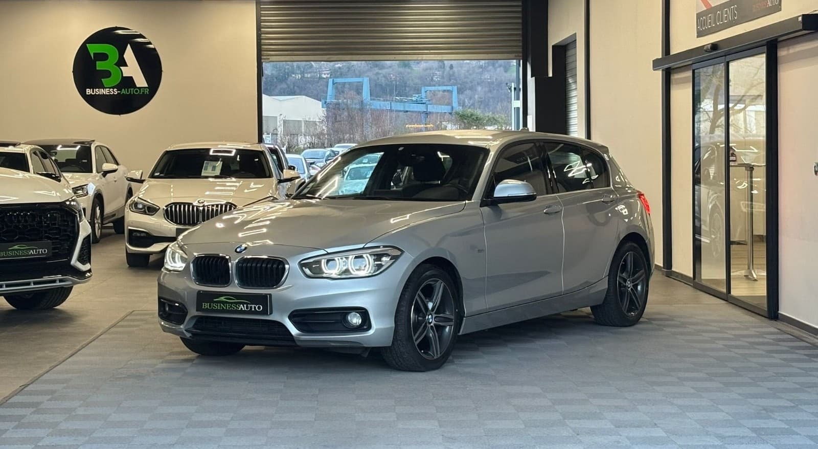 BMW SERIE 1 F20 LCI 116i 109 ch Sport