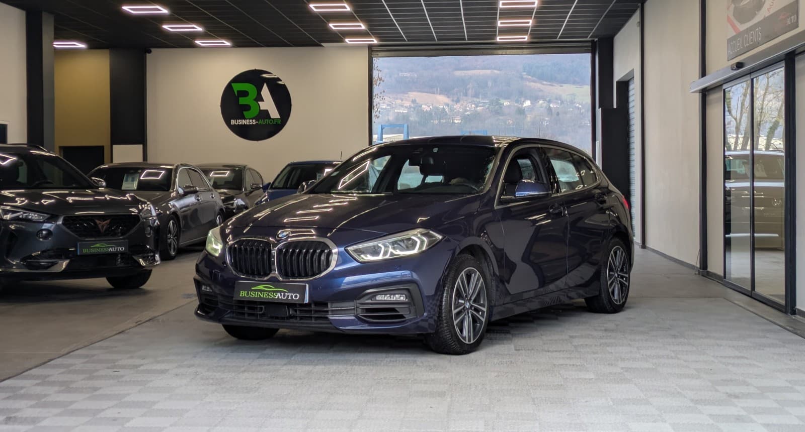 BMW SERIE 1 F40 118i 140cv DKG7 Lounge / GPS / Caméra de recul / Bluetooth