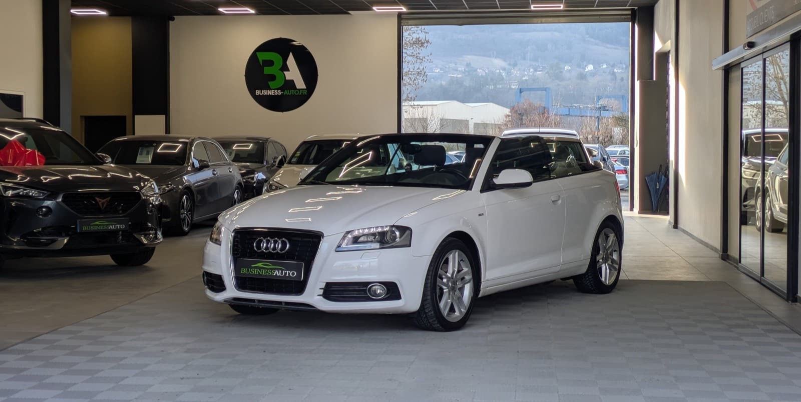 AUDI A3 CABRIOLET 1.6 TDI 105cv Ambition Cab / Pack Sline / Ecran Tactile / Crit'Air 2