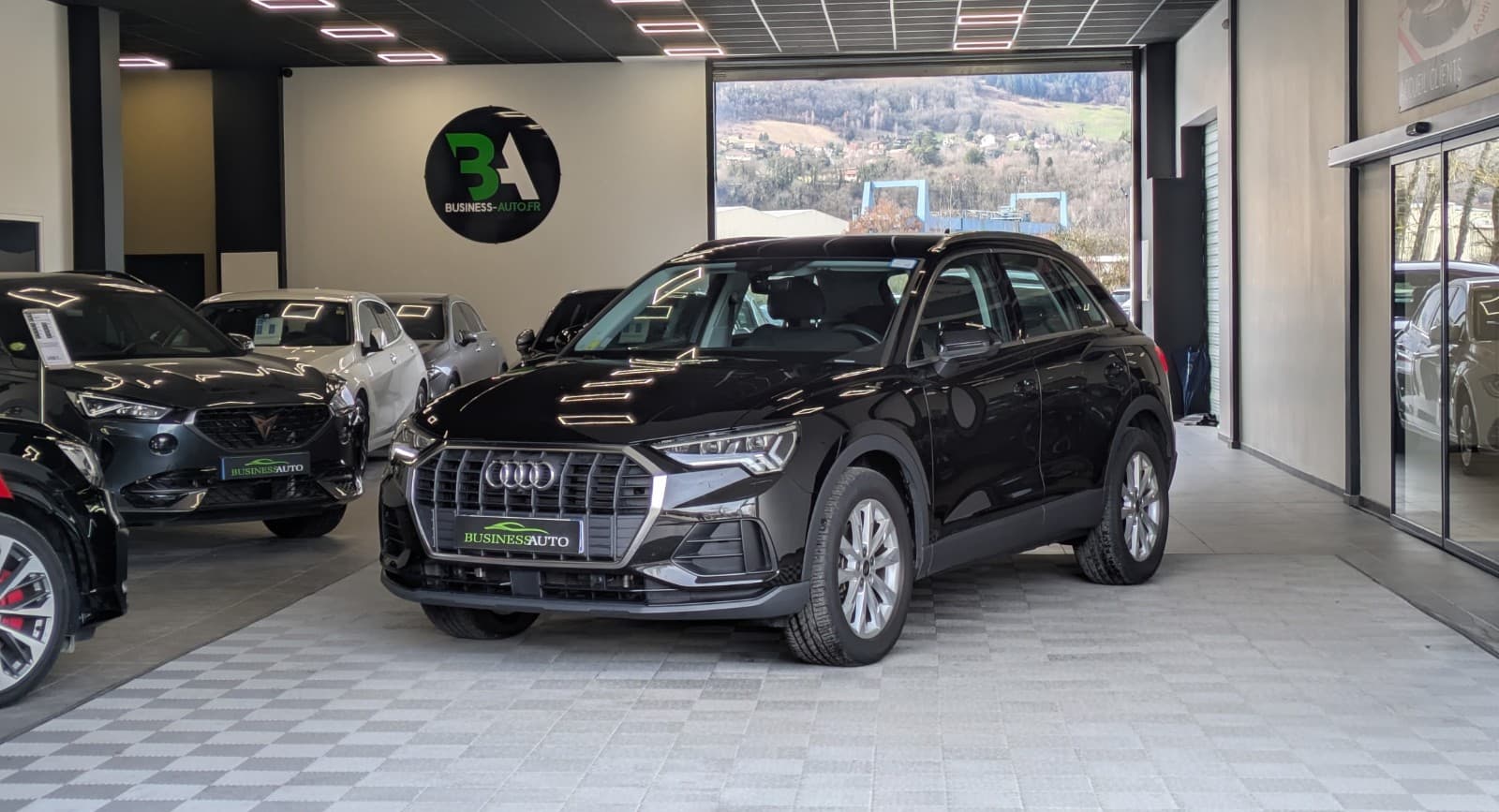 AUDI Q3 35 TDI 150 ch S tronic 7 Business line / GPS / CarPlay / Caméra de recul