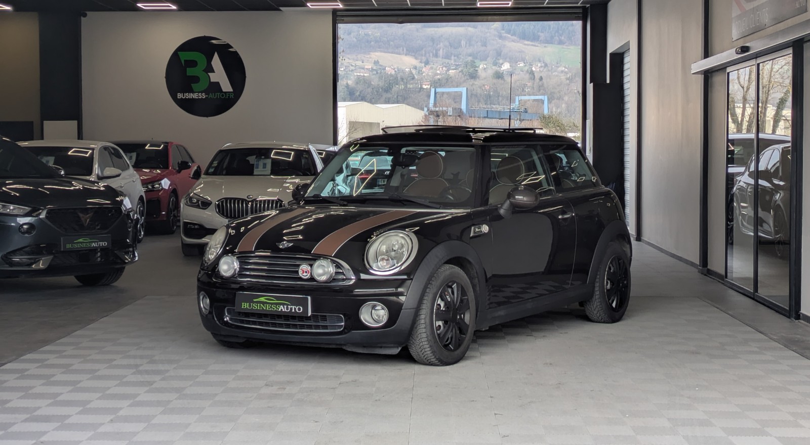 MINI HATCH R56 1.6i 122cv Cooper / Toit ouvrant / Clim Auto / Cuir