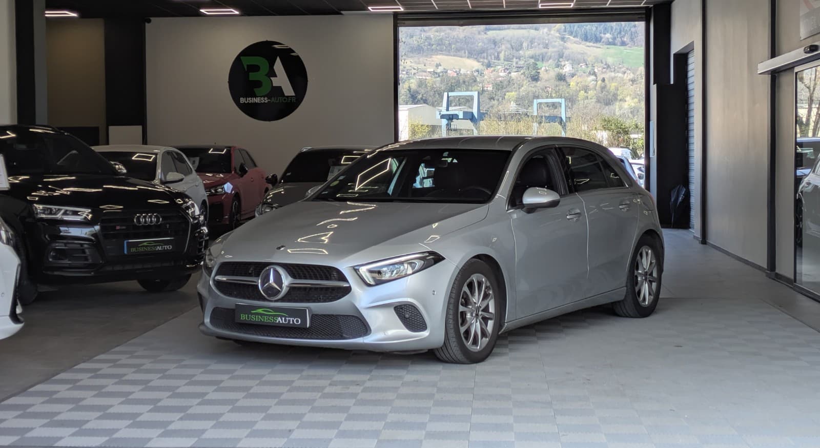 MERCEDES CLASSE A 180 d 116cv 7G-DCT Progressive Line / Dynamic Select / GPS / Camera de Recul