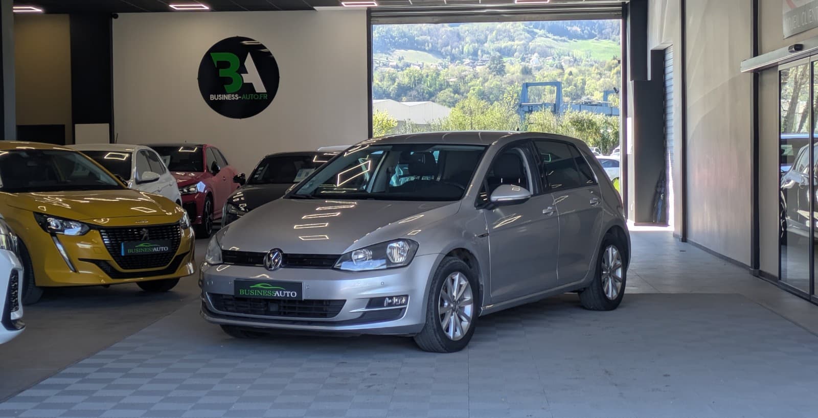 VOLKSWAGEN GOLF 1.4 TSI 122cv BMT Lounge / Camera / GPS / Keyless GO / Crit'Air 1