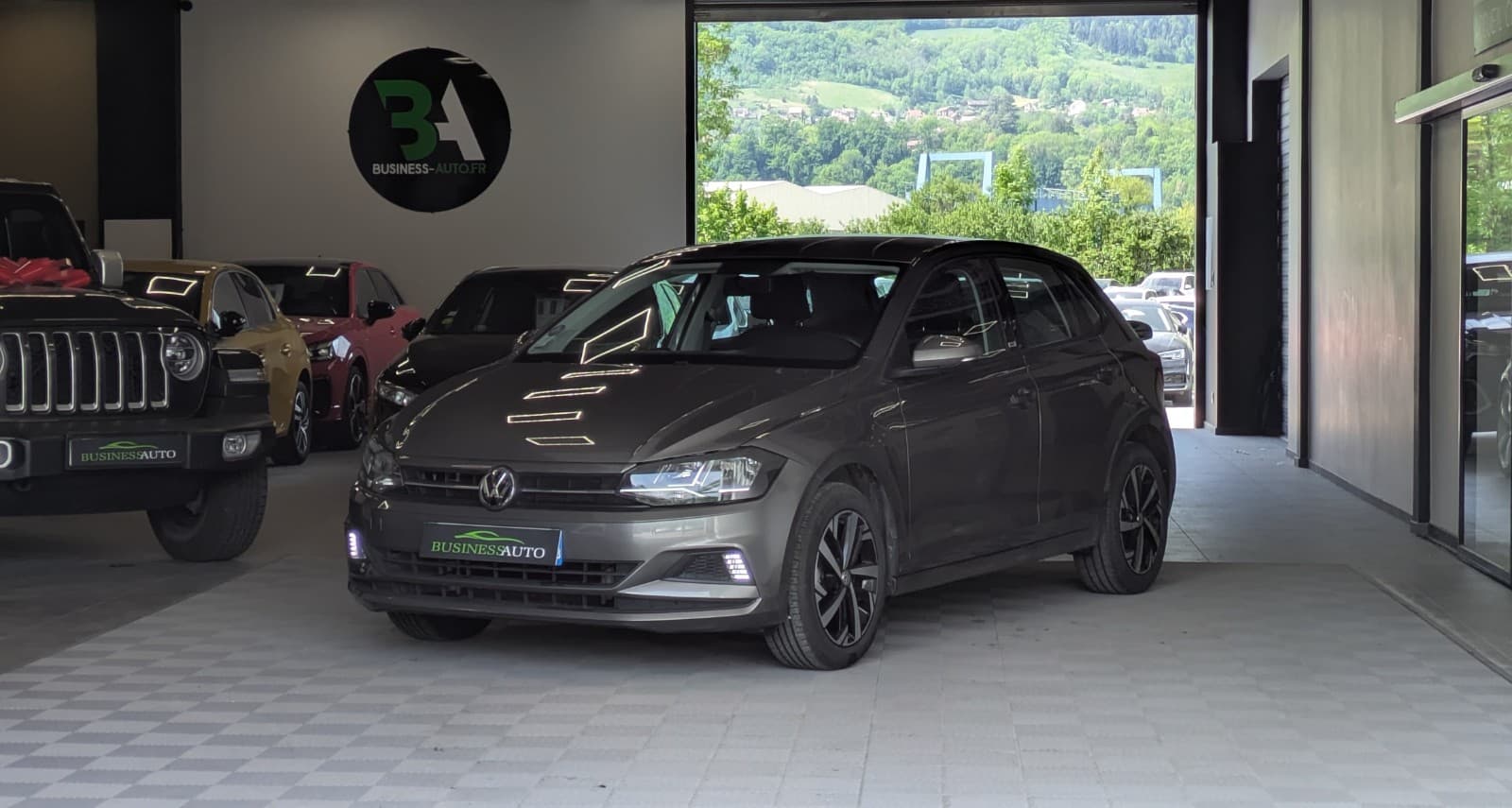 VOLKSWAGEN POLO 1.0 TSI 95cv S&S BVM5 Confortline / GPS / Bluetooth / Crit'air 1 / Aide au parking