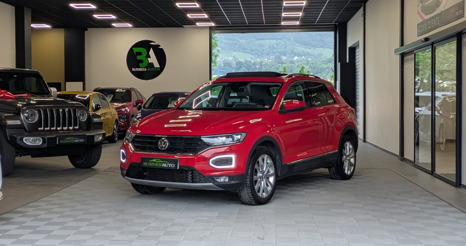 VOLKSWAGEN T-ROC 2.0 TSI 190cv Start/Stop DSG7 4Motion Carat / GPS / Caméra de recul / CarPlay / Select Drive