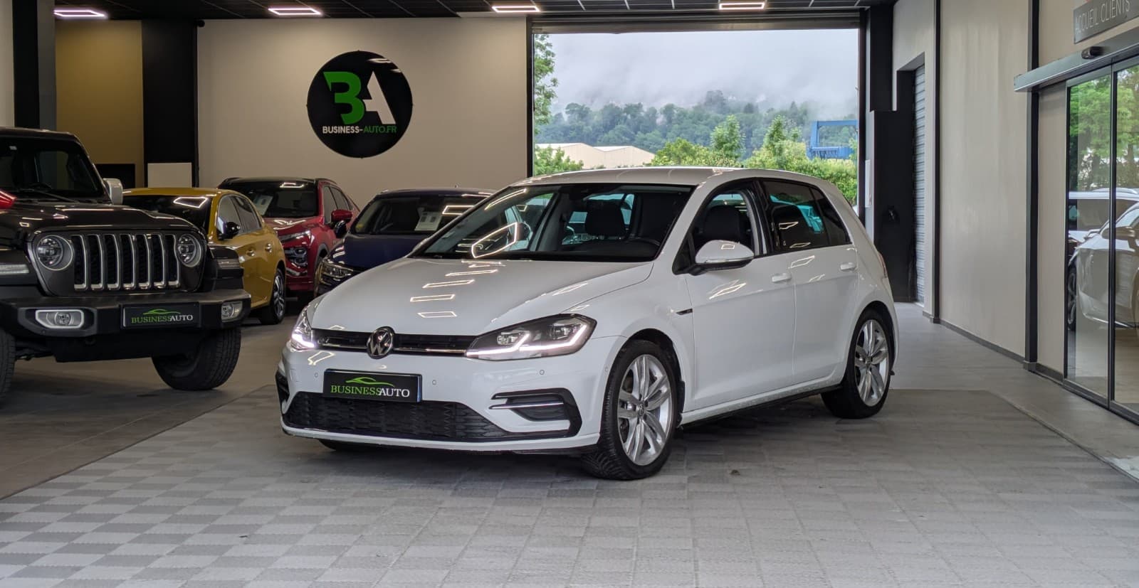 VOLKSWAGEN GOLF 7 1.5 TSI 150cv EVO BlueMotion Technology DSG7 R-line / GPS / Caméra de recul / CarPlay