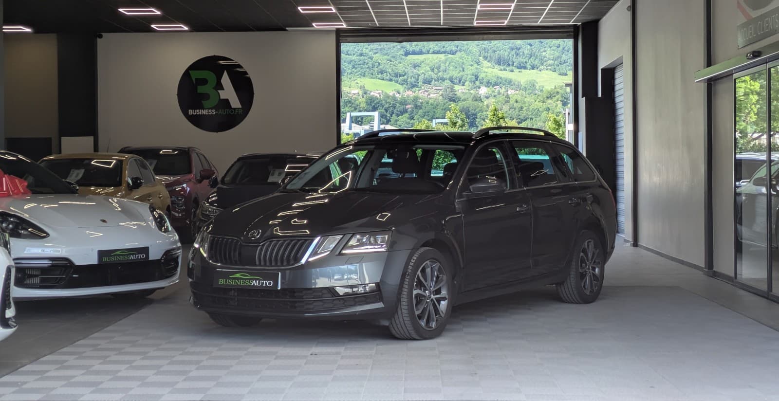 SKODA OCTAVIA COMBI 1.5 TSI 150cv ACT DSG7 Edition / Caméra de recul / GPS / Bluetooth