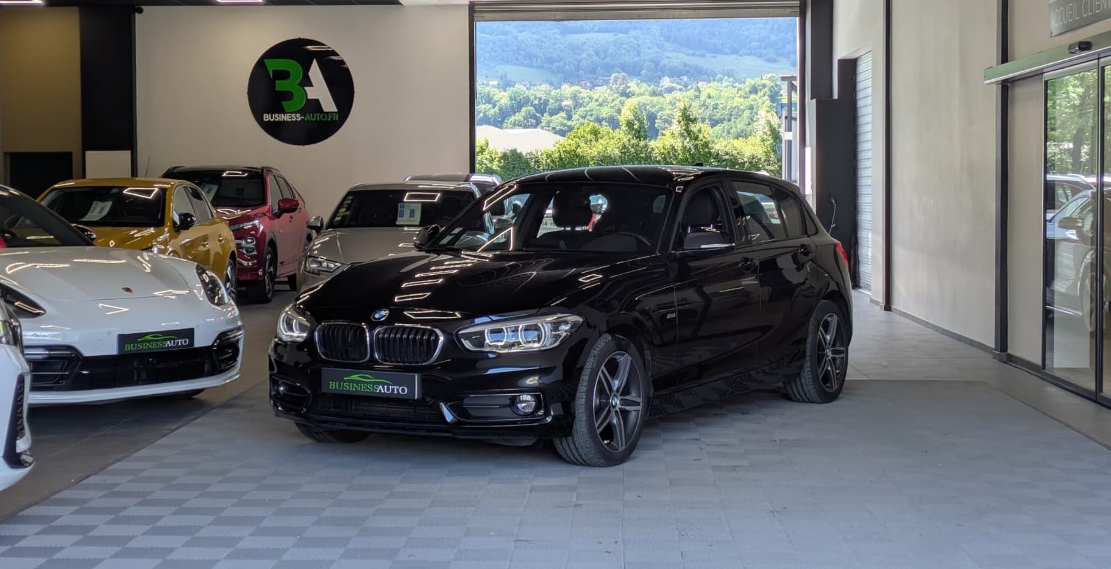 BMW SERIE 1 F20 LCI 118i 136 ch Sport A