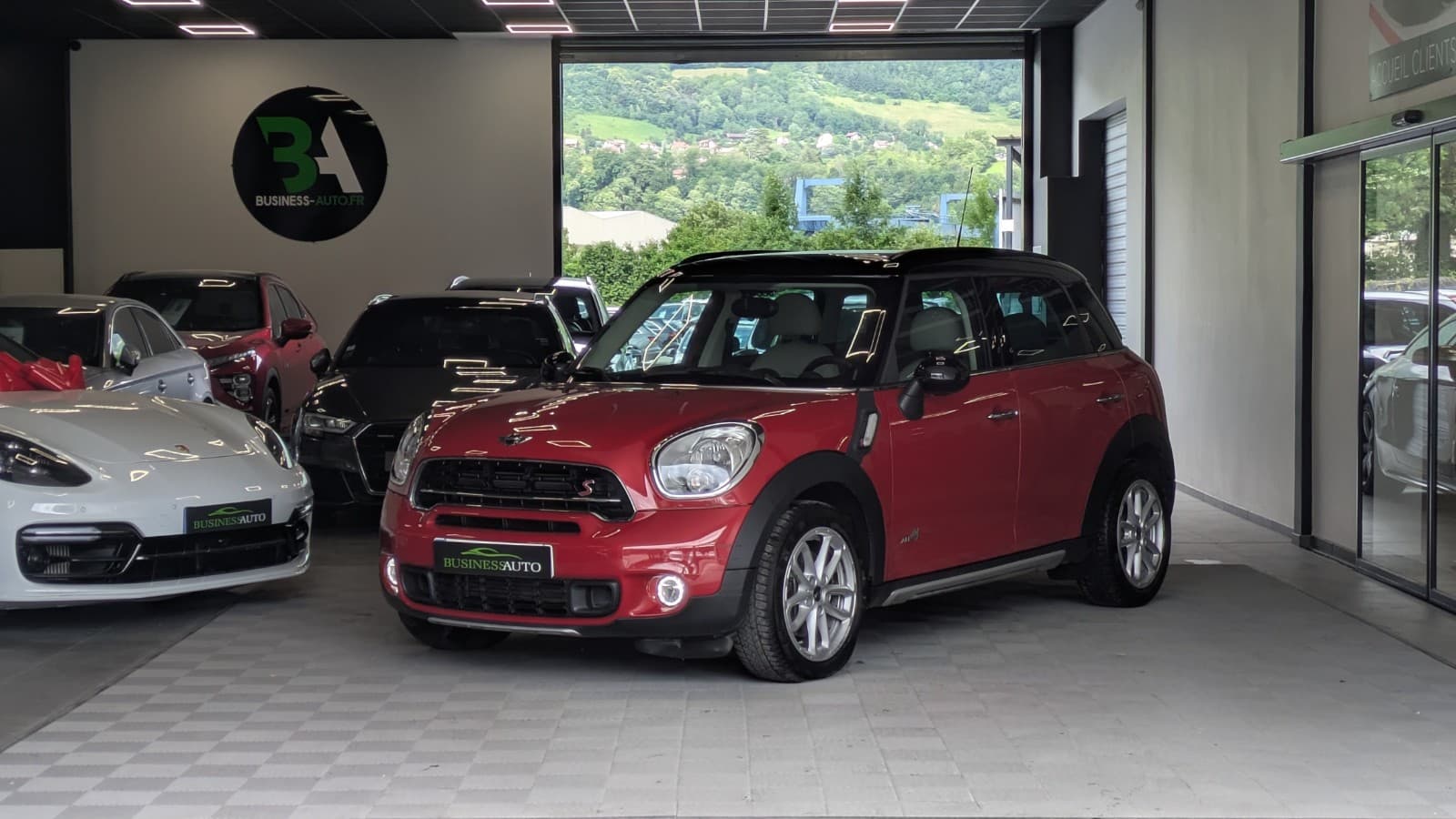 MINI COUNTRYMAN R60 190cv ALL4 Cooper S BVA / GPS / Sièges Chauffants / Crit'Air 1
