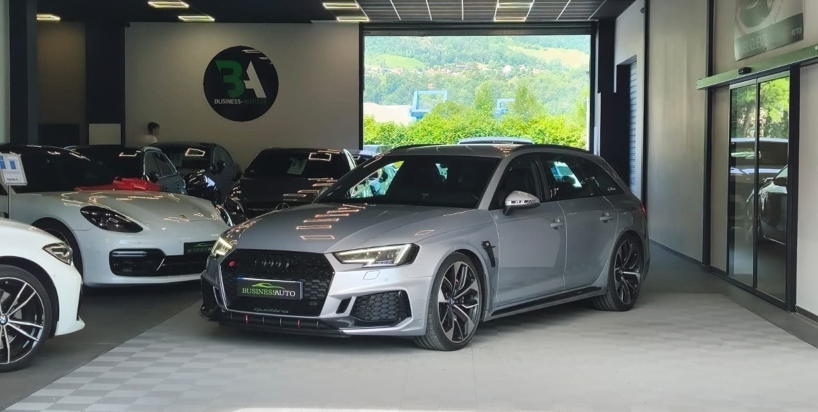 AUDI RS4 AVANT 2.9 V6 TFSI 450cv Tiptronic 8 / Camera / B&O / Virtual Cockpit