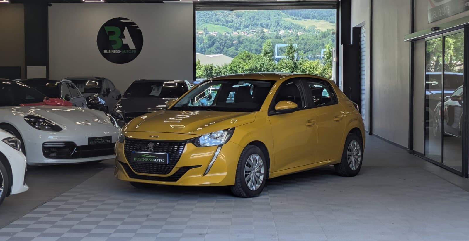 PEUGEOT 208 HDi 100cv S&S BVM6 Active / CarPlay / Régulateur Limiteur