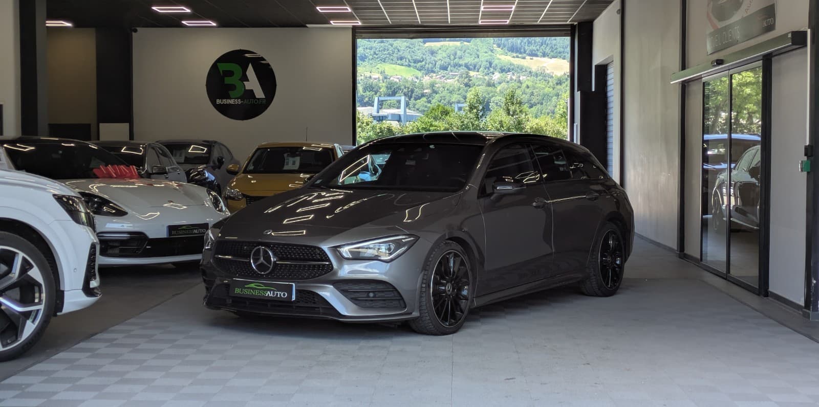 MERCEDES CLA SHOOTING BRAKE 220 d 190cv 8G-DCT AMG Line / Camera / Sièges Chauffants / Pack Premium