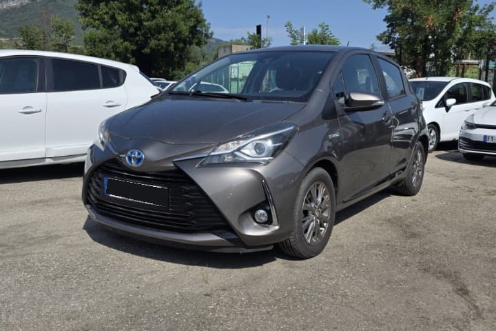 TOYOTA YARIS HYBRIDE MC2 100h Dynamic