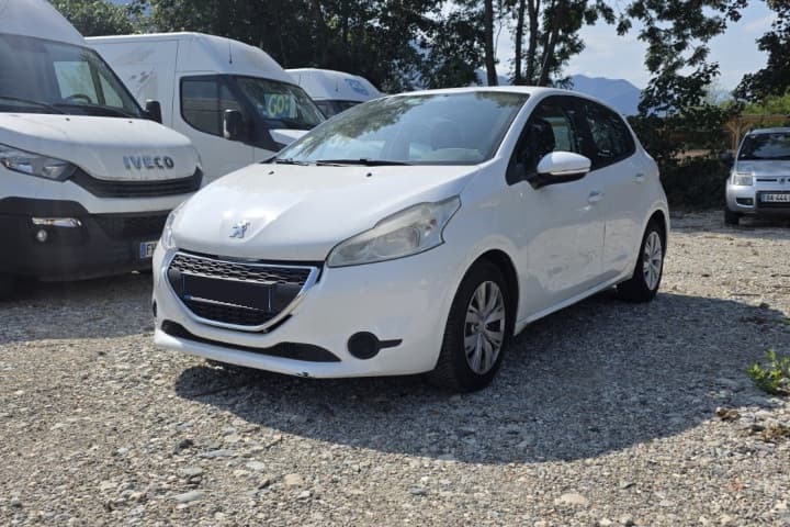 PEUGEOT 208 1.4 HDi 68ch BVM5 Active Vente à Pro de l'Auto