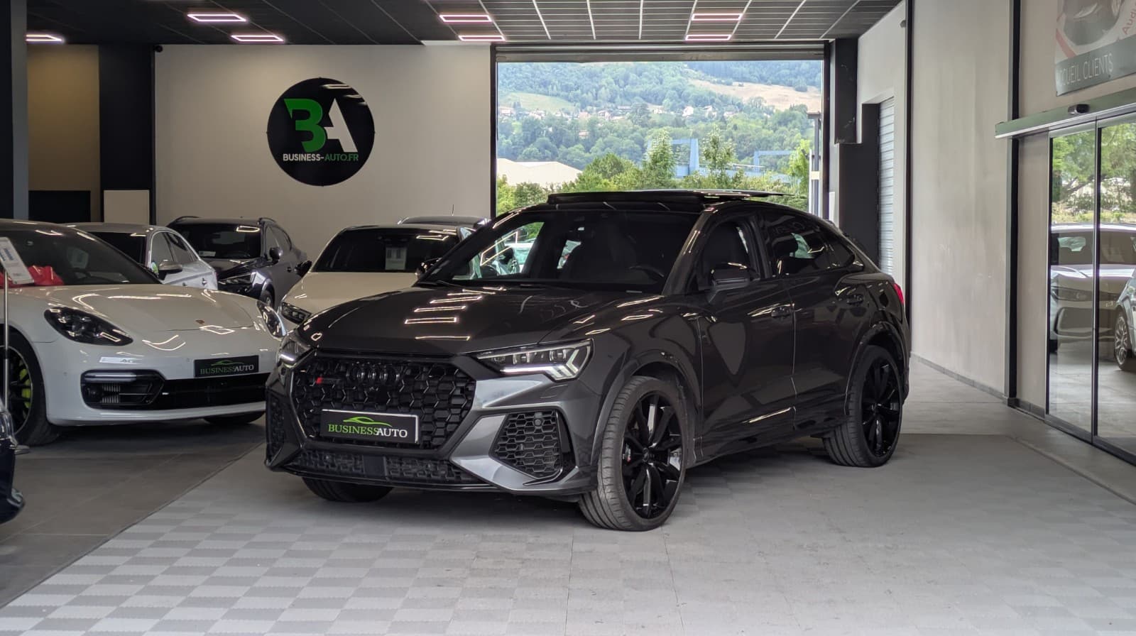AUDI RS Q3 SPORTBACK 2.5 TFSI 400cv S tronic 7 / Toit ouvrant / Camera 360 / Sièges Chauffants