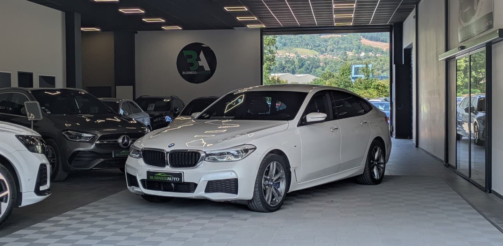 BMW SERIE 6 GRAN TURISMO G32 640d xDrive 320cv BVA8 M Sport / Camera 360 / Affichage Tete Haute / Sièges Chauffants et Ventilés
