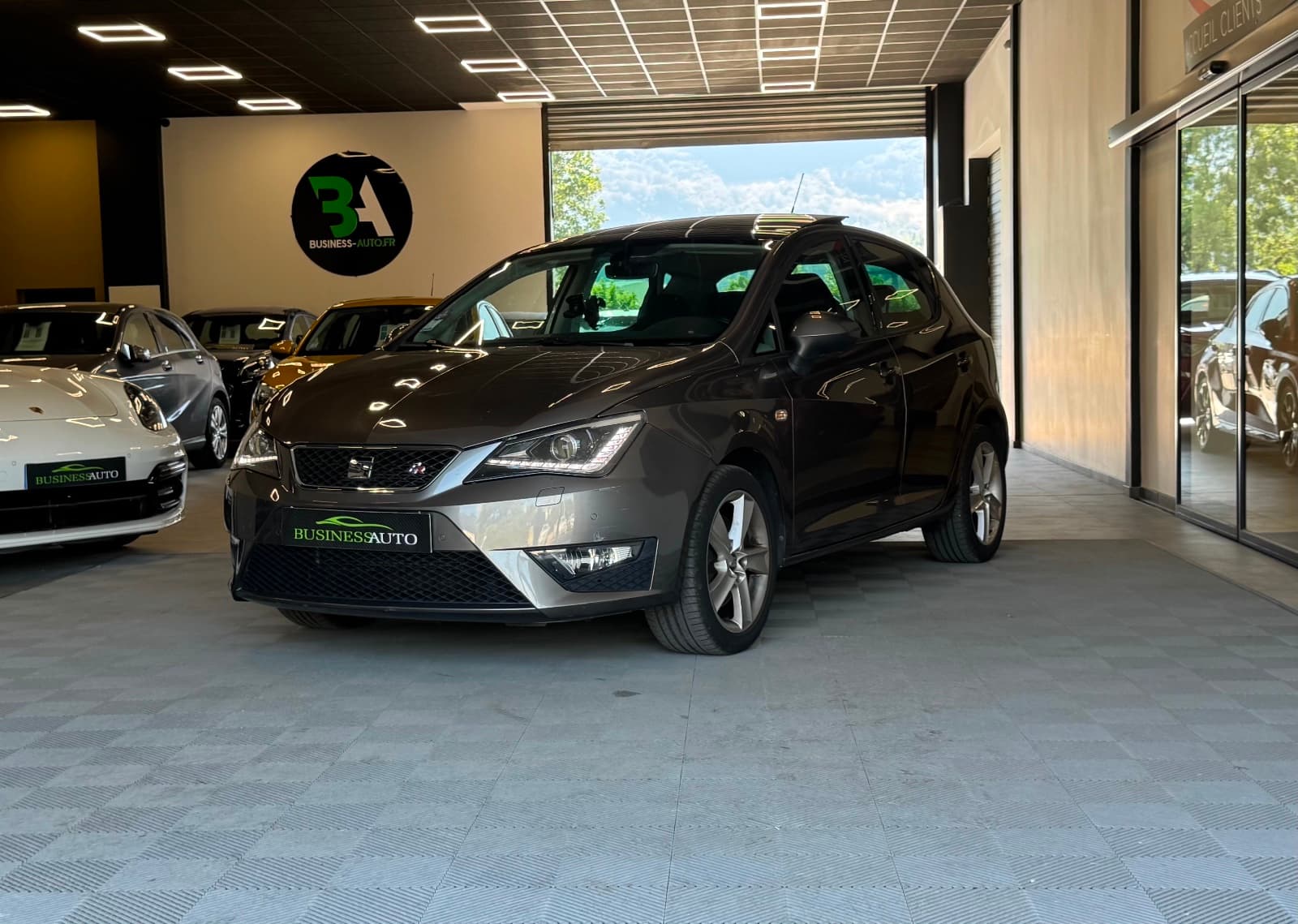 SEAT IBIZA 1.0 TSI 110cv DSG7 FR / Toit Ouvrant / GPS / CarPlay / 5 portes