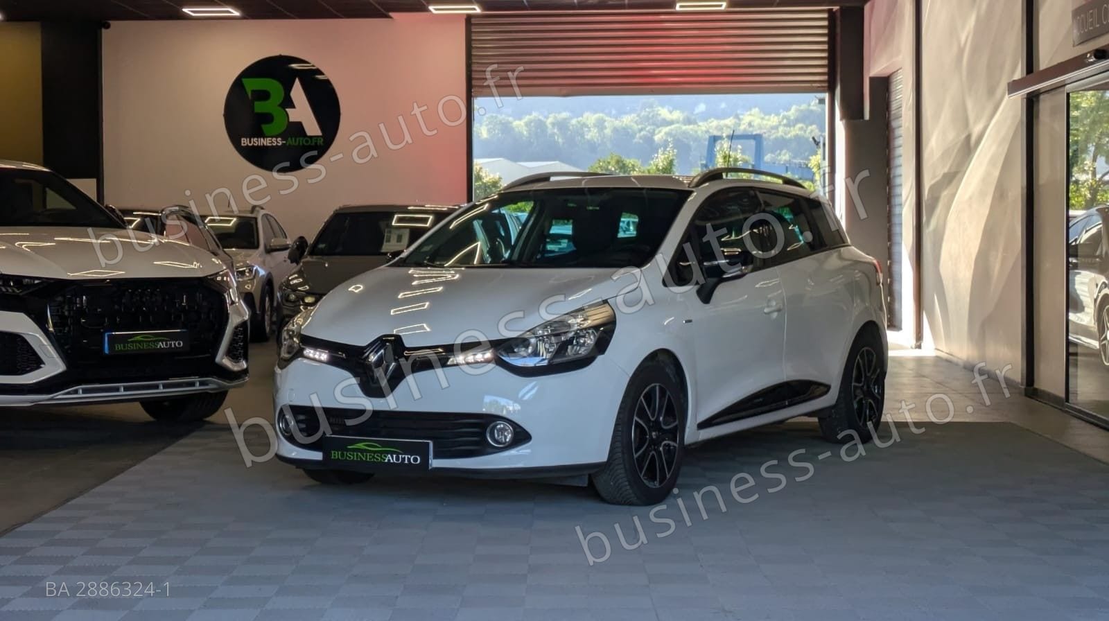 RENAULT CLIO IV ESTATE Clio IV TCe 90 Energy SL Limited