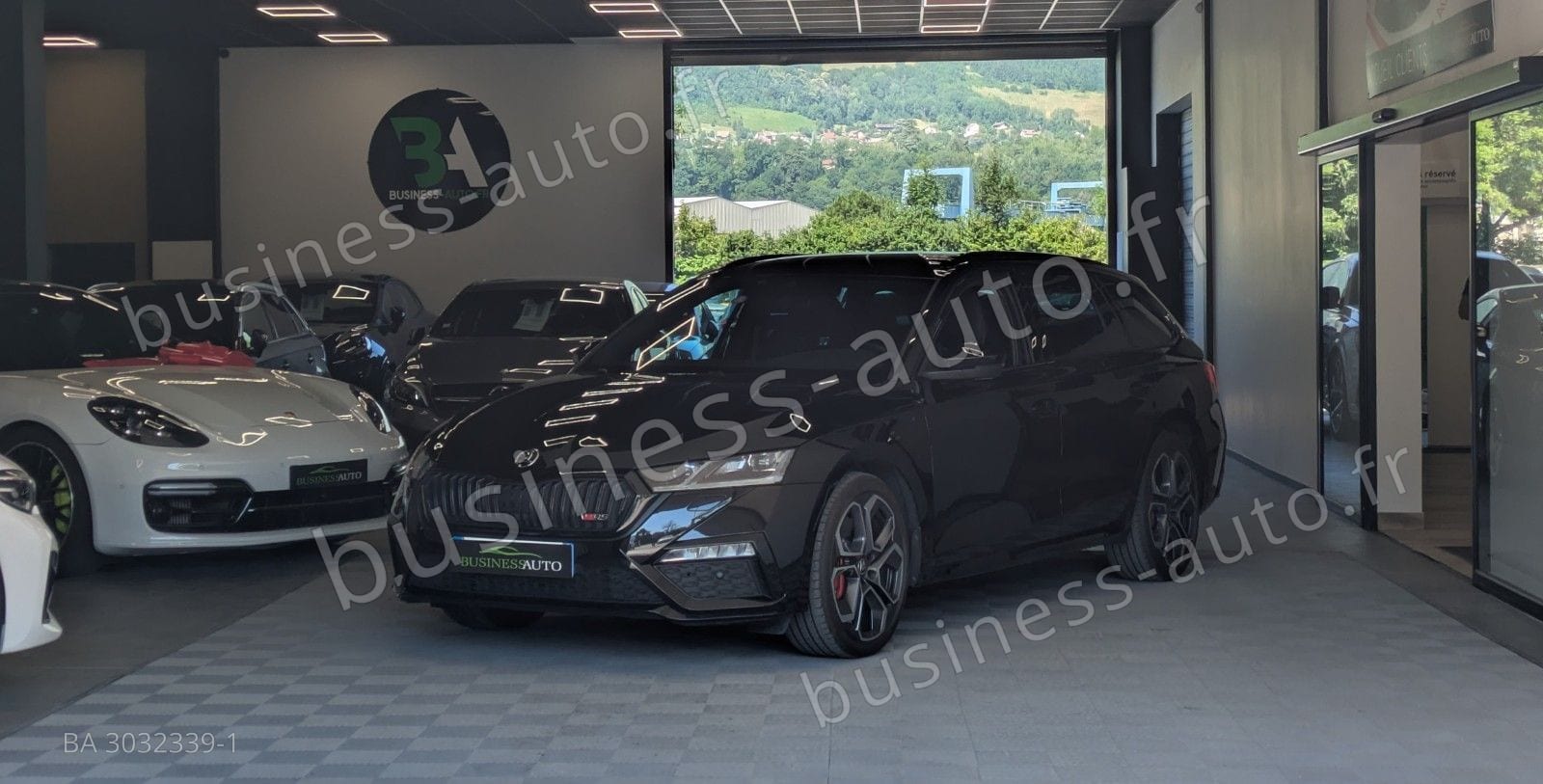 SKODA OCTAVIA 2.0 TSI 245cv DSG7 RS / Camera / CarPlay / Volant et Sièges Chauffants