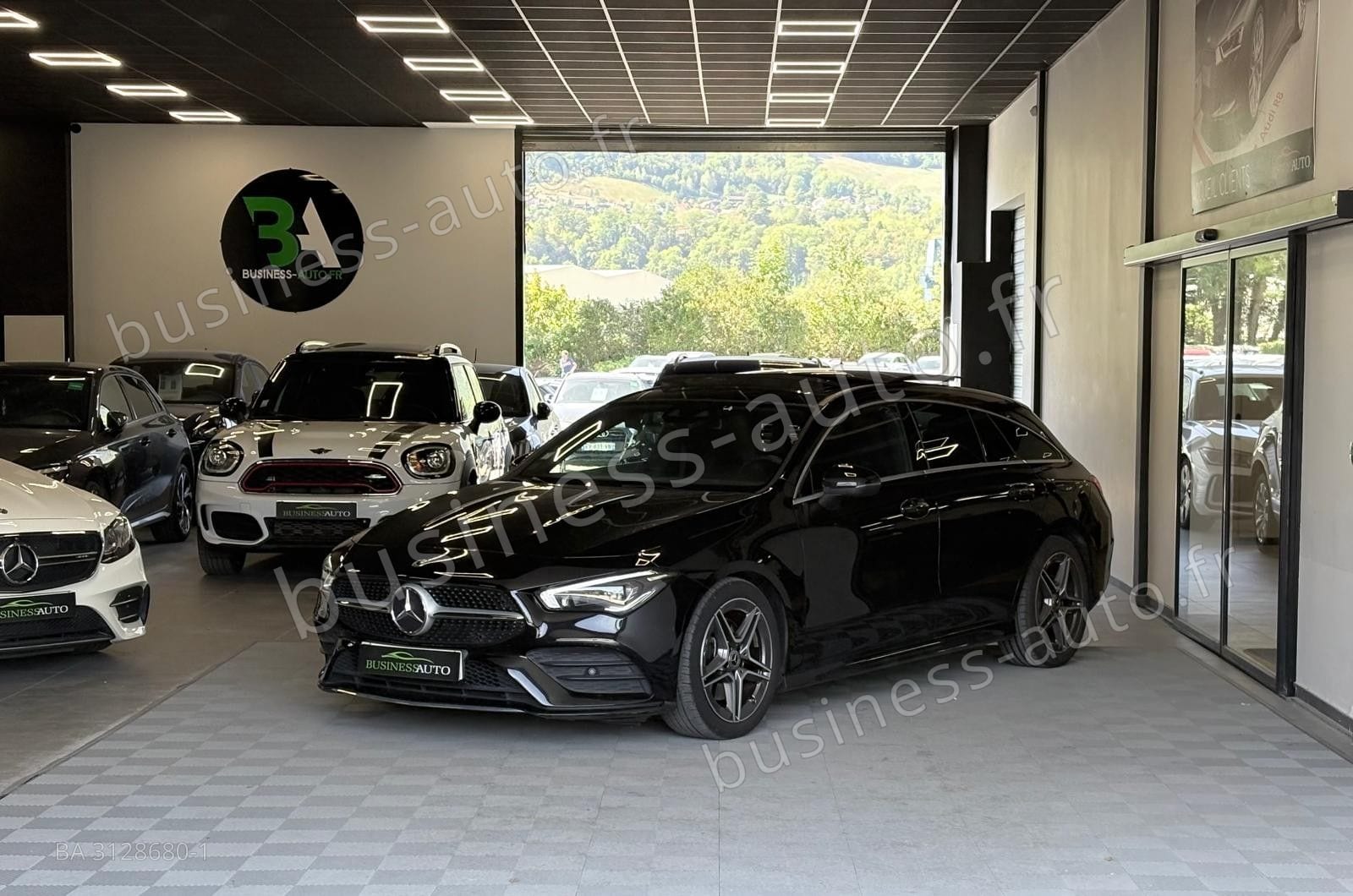 MERCEDES CLA SHOOTING BRAKE 200 163cv 7G-DCT AMG Line / Toit Ouvrant / GPS / Camera / CarPlay